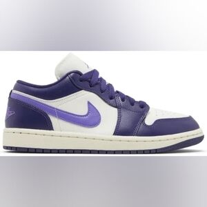 Women's Air Jordan 1 Low 'Sky J Purple' Size 7.5 BNWT